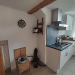 Haus Schatzl Mit Gartenanteil Und Bademoeglichkeit Im Fluss Apartamento *