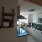 Haus Schatzl Apartments Mit Gartenanteil Und Bademoeglichkeit Im Fluss * Bad Aussee