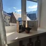 Apartment Haus Schatzl Apartments Mit Gartenanteil Und Bademoeglichkeit Im Fluss