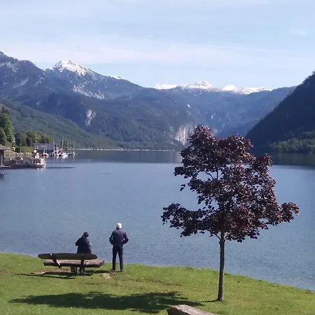 Haus Schatzl Mit Garten Und Bademoeglichkeit Im Fluss