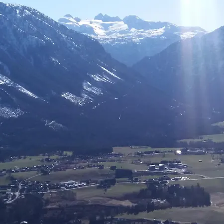 Haus Schatzl Mit Garten Und Bademoeglichkeit Im Fluss Apartmán Bad Aussee