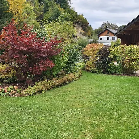 Haus Schatzl Mit Garten Und Bademoeglichkeit Im Fluss