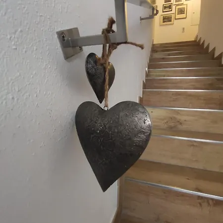 Lejlighed Haus Schatzl Mit Gartenanteil Und Bademoeglichkeit Im Fluss