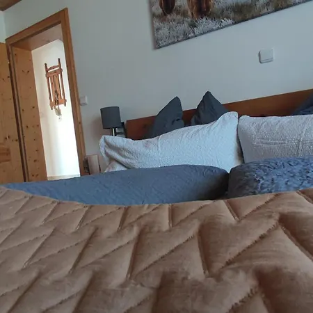 Lejlighed Haus Schatzl Mit Gartenanteil Und Bademoeglichkeit Im Fluss