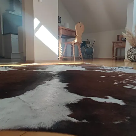 Lejlighed Haus Schatzl Mit Gartenanteil Und Bademoeglichkeit Im Fluss