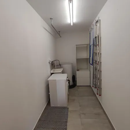 Haus Schatzl Mit Gartenanteil Und Bademoeglichkeit Im Fluss Lejlighed Bad Aussee