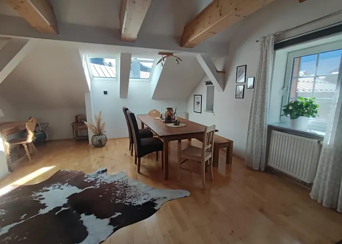 Haus Schatzl Mit Gartenanteil Und Bademöglichkeit Im Fluss * Bad Aussee