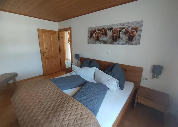 Apartment Haus Schatzl Mit Gartenanteil Und Bademöglichkeit Im Fluss Bad Aussee