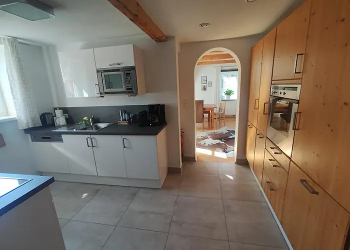 Haus Schatzl Mit Gartenanteil Und Bademöglichkeit Im Fluss Bad Aussee