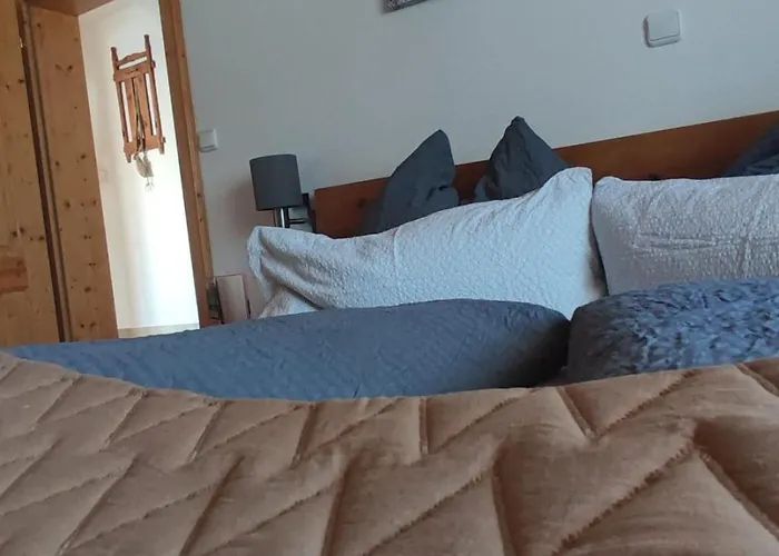 Apartment Haus Schatzl Mit Gartenanteil Und Bademöglichkeit Im Fluss