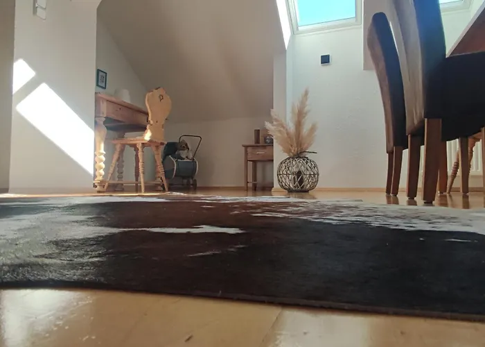 Haus Schatzl Mit Gartenanteil Und Bademöglichkeit Im Fluss