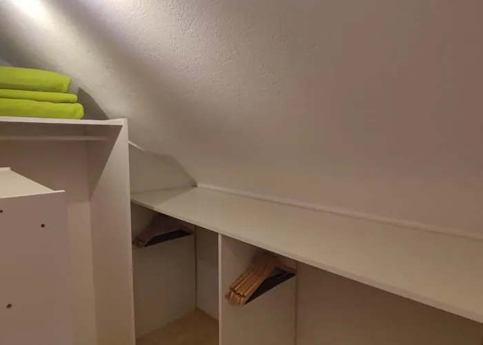 Haus Schatzl Mit Gartenanteil Und Bademöglichkeit Im Fluss *