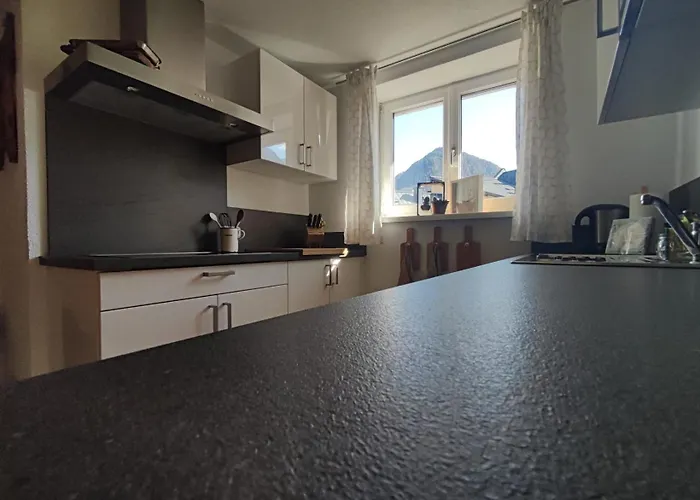 Haus Schatzl Mit Gartenanteil Und Bademöglichkeit Im Fluss